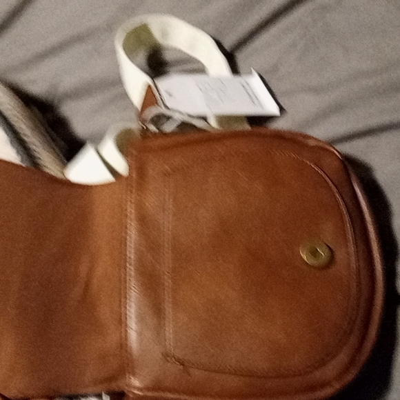 Emery crossbody bag(NWT) - Picture 3 of 4